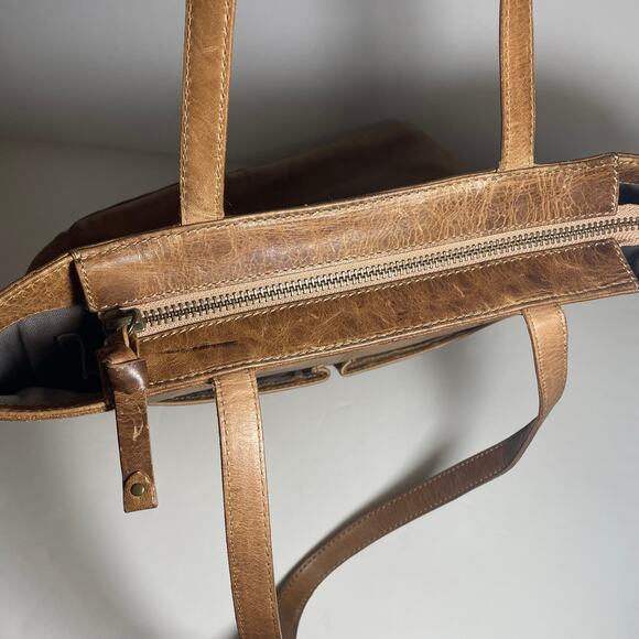 Frye Brown Melissa Simple Tote Bag Leather Pockets Casual Everyday Shoulder Bag - Picture 7 of 10